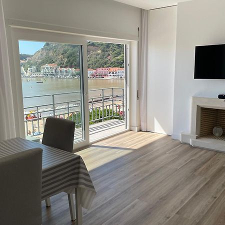 Apartamento Em Frente A Praia Sao Martinho do Porto Εξωτερικό φωτογραφία