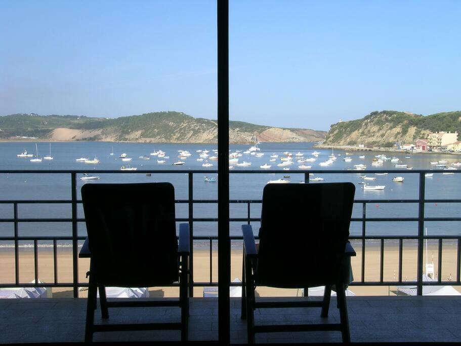 Apartamento Em Frente A Praia Sao Martinho do Porto Εξωτερικό φωτογραφία