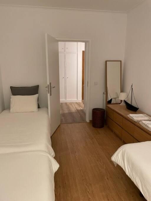 Apartamento Em Frente A Praia Sao Martinho do Porto Εξωτερικό φωτογραφία