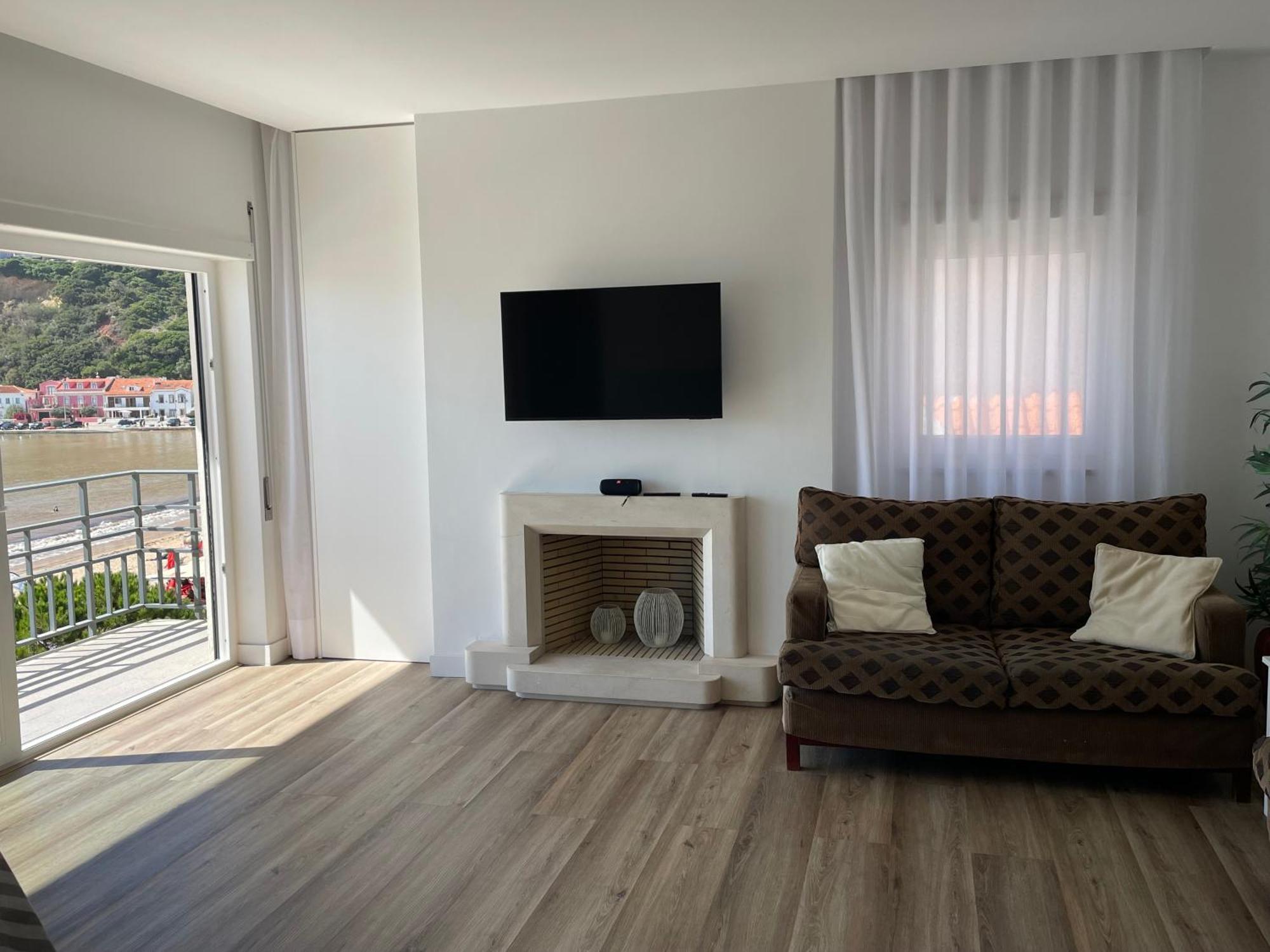 Apartamento Em Frente A Praia Sao Martinho do Porto Εξωτερικό φωτογραφία